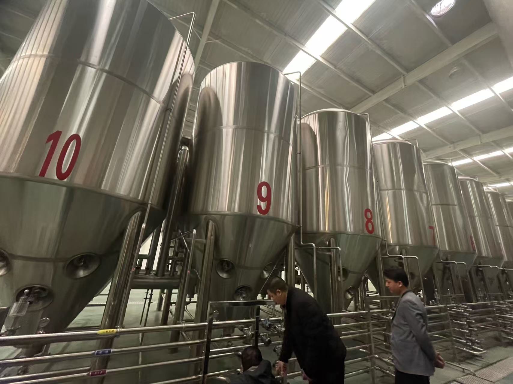波密精酿啤酒设备厂—平面布置、设备设计、制造、调试、培训等一条龙服务