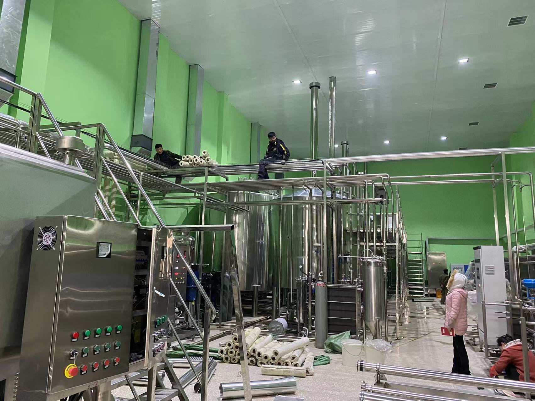 波密精酿啤酒设备厂—精酿啤酒设备制造：传承工艺与创新科技的交融